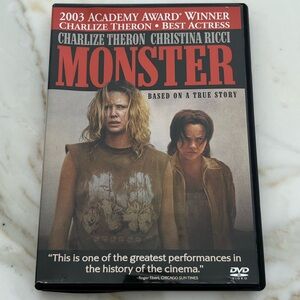 MONSTER DVD